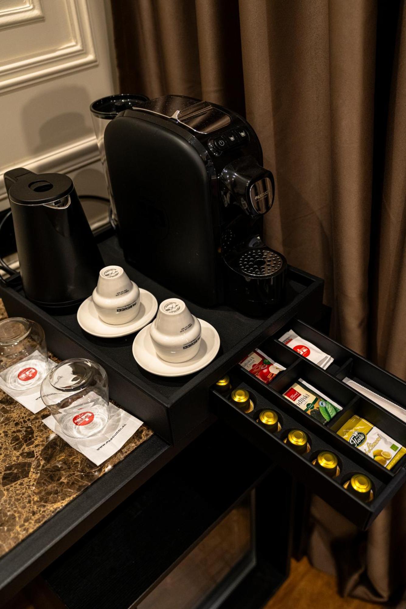 Art Gallery Boutique Hotel ดูร์เรส ภายนอก รูปภาพ