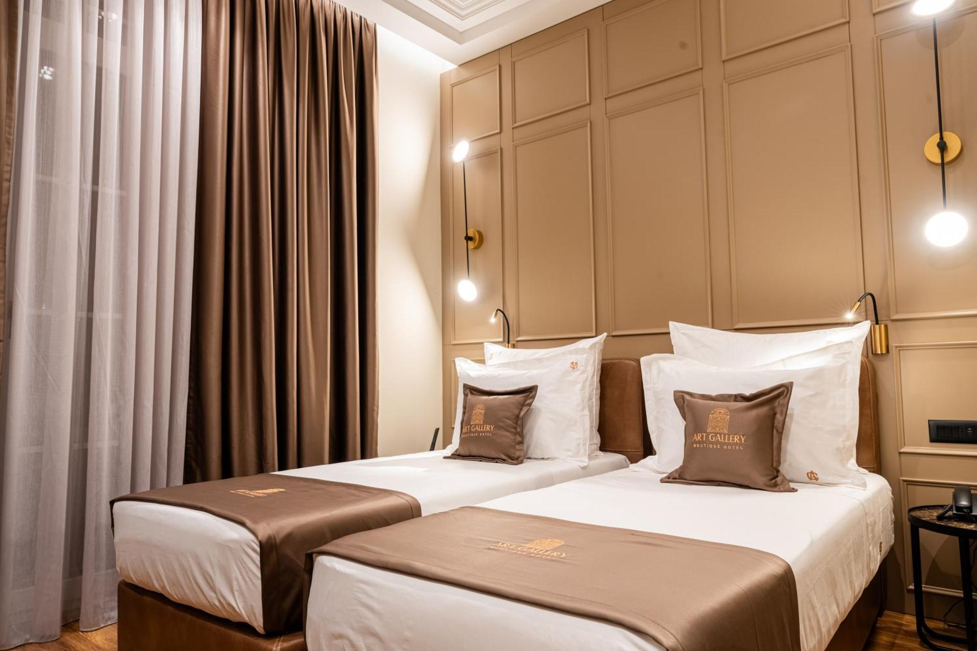 Art Gallery Boutique Hotel ดูร์เรส ภายนอก รูปภาพ